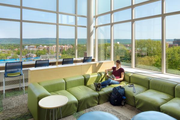 Martin Lounge