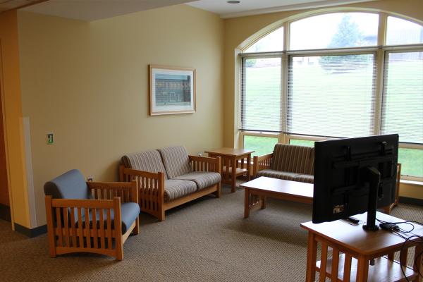 Eastview Lounge