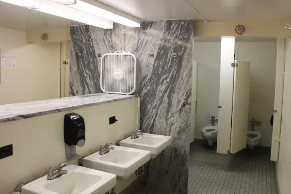 pollock bathroom