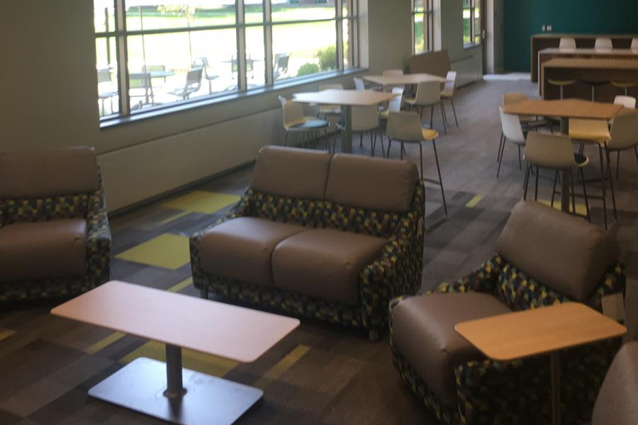Robinson Lounge