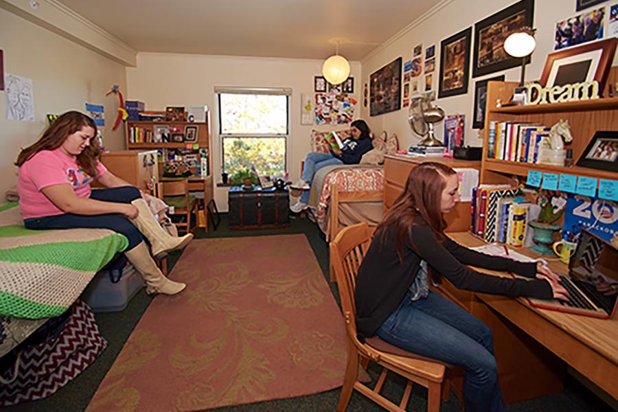 apartment bedrooms with students
