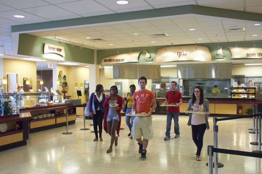 Students getting food in Dobbins