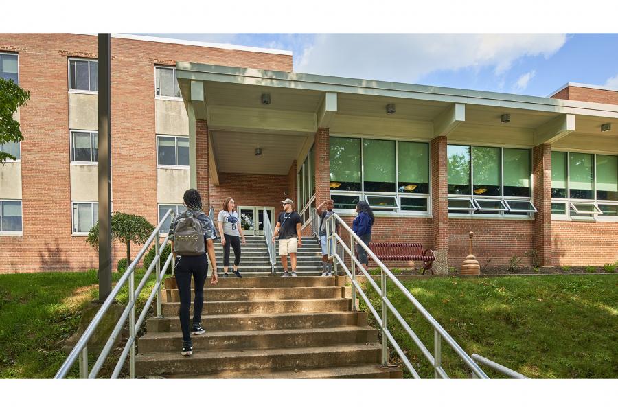 McKeesport entrance with stairs and students