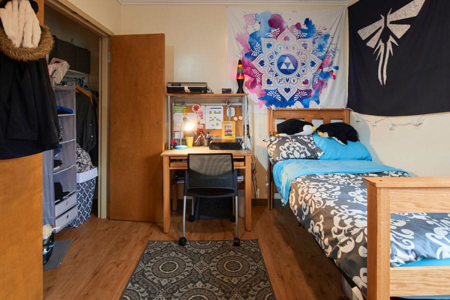 nittany apartment room