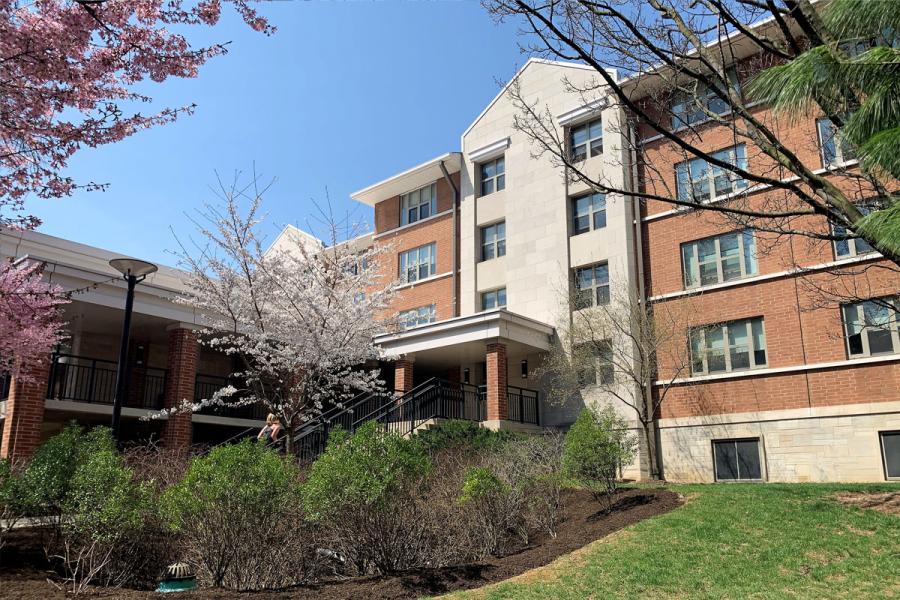 hoyt exterior