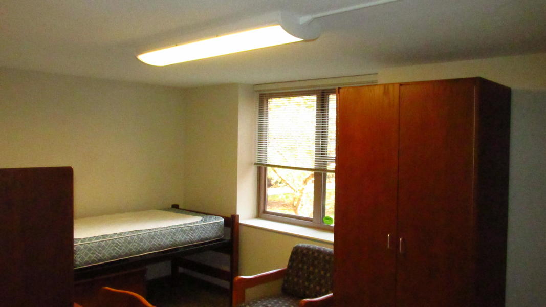 North Halls 1bed suite room
