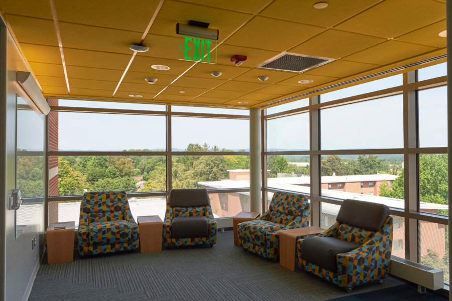 Robinson Hall study area with windows and comfy chairs
