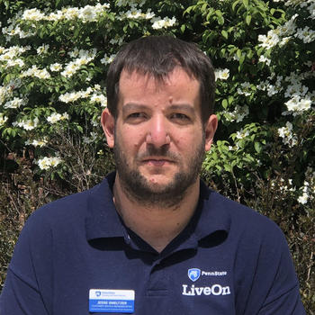 Customer Service Representative Jesse Smeltzer