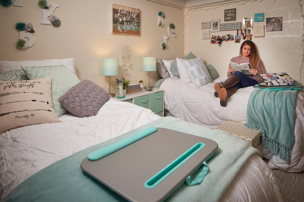 pollock student room